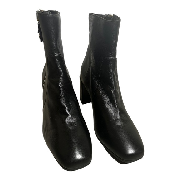 Aquatalia | Shoes | Aquatalia Delfina Leather Side Zip Block  NEW Aquatalia Delfina Leather Side Zip Block Heel Ankle Boot Bootie 7.5 - Italy